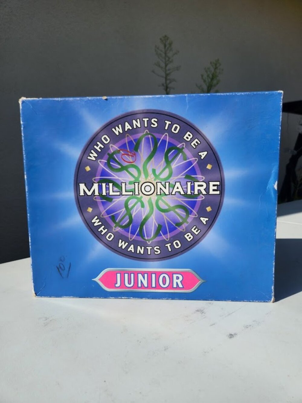 Who Wants to be a Millionaire Junior Edition Board Game Pressman ABC Toy Family